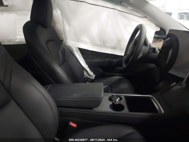 Photo 4 VIN: 5YJ3E1EA2PF638882 - TESLA MODEL 3 