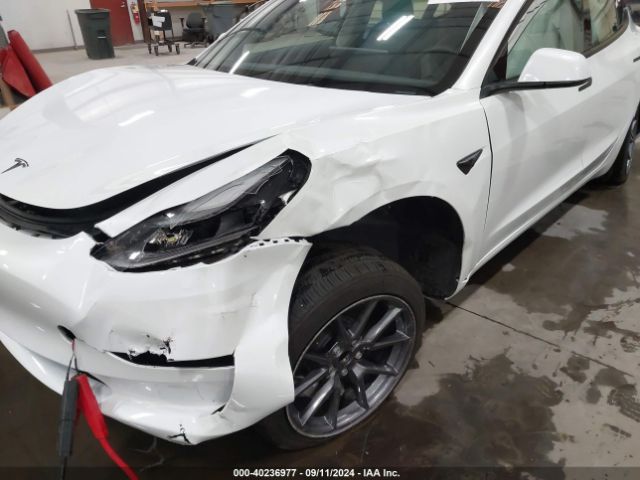 Photo 5 VIN: 5YJ3E1EA2PF638882 - TESLA MODEL 3 