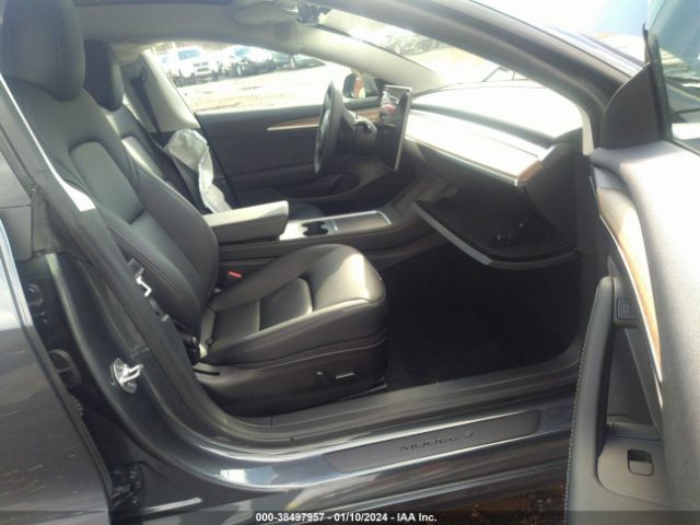 Photo 4 VIN: 5YJ3E1EA2PF640910 - TESLA MODEL 3 