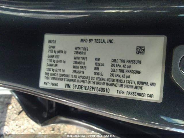 Photo 8 VIN: 5YJ3E1EA2PF640910 - TESLA MODEL 3 