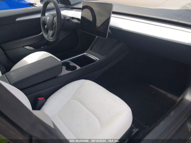 Photo 4 VIN: 5YJ3E1EA2PF666164 - TESLA MODEL 3 