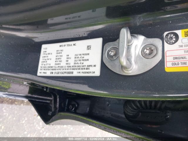 Photo 8 VIN: 5YJ3E1EA2PF690898 - TESLA MODEL 3 