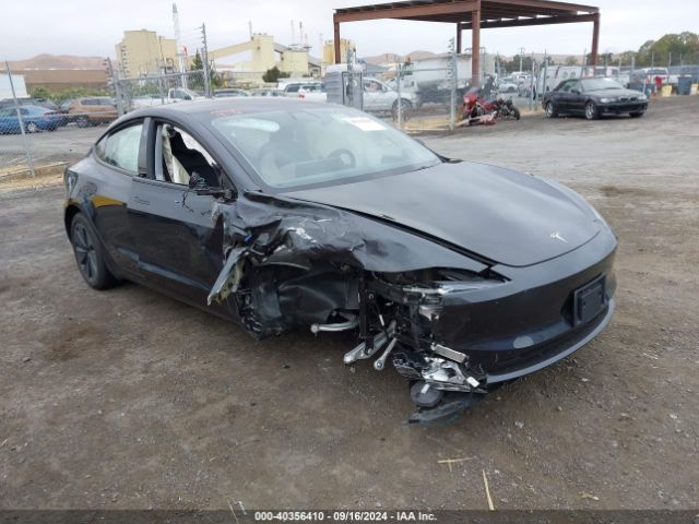 Photo 0 VIN: 5YJ3E1EA2RF725796 - TESLA MODEL 3 