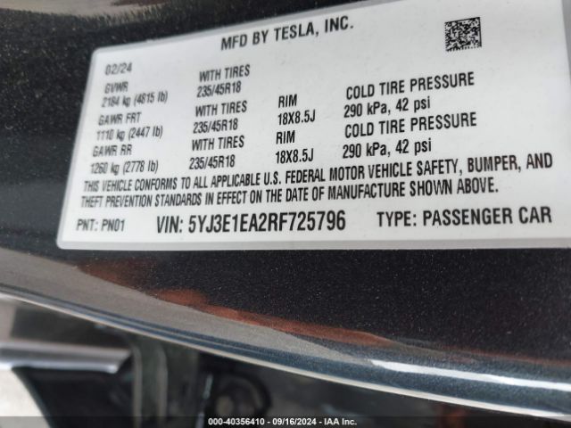 Photo 8 VIN: 5YJ3E1EA2RF725796 - TESLA MODEL 3 