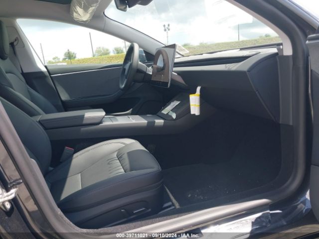 Photo 4 VIN: 5YJ3E1EA2RF749385 - TESLA MODEL 3 