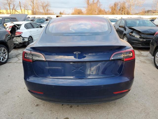 Photo 5 VIN: 5YJ3E1EA3JF008117 - TESLA MODEL 3 