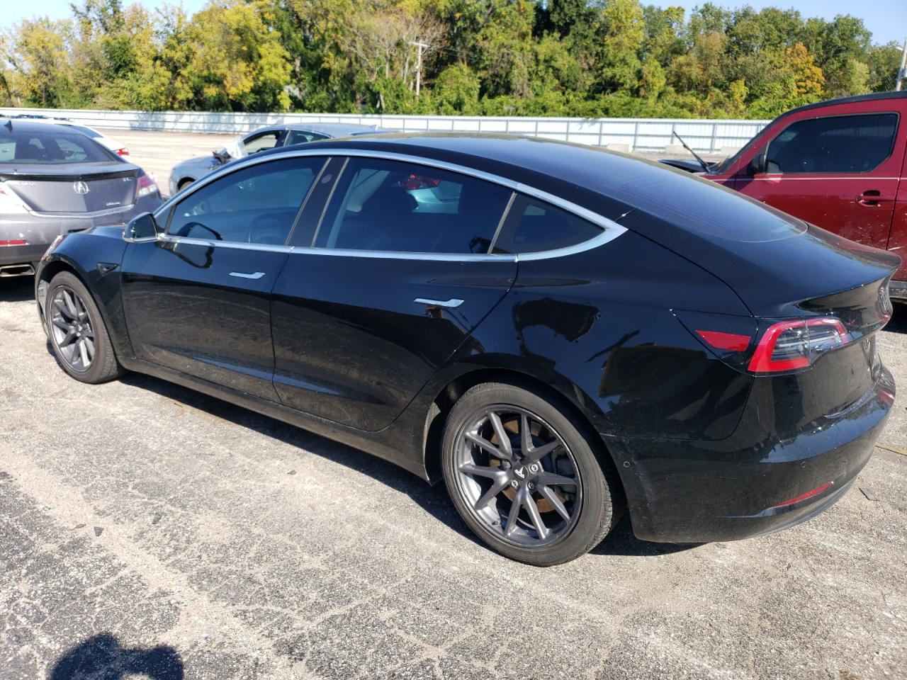 Photo 1 VIN: 5YJ3E1EA3JF030389 - TESLA MODEL 3 