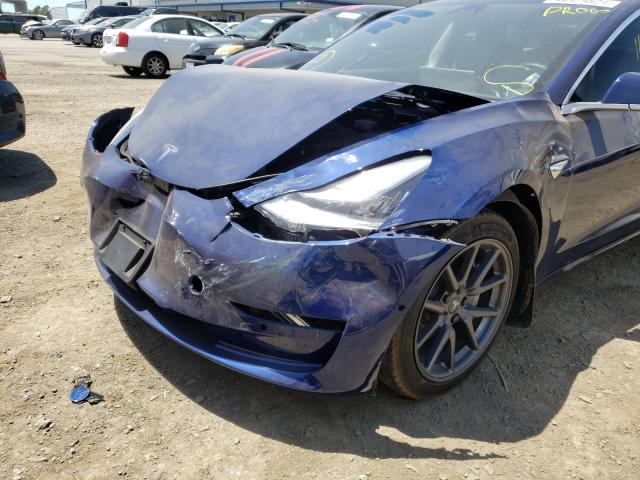 Photo 8 VIN: 5YJ3E1EA3JF041778 - TESLA MODEL 3 