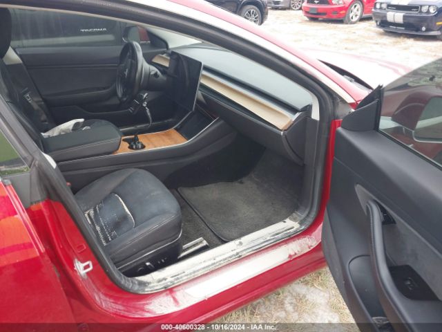 Photo 4 VIN: 5YJ3E1EA3JF045071 - TESLA MODEL 3 