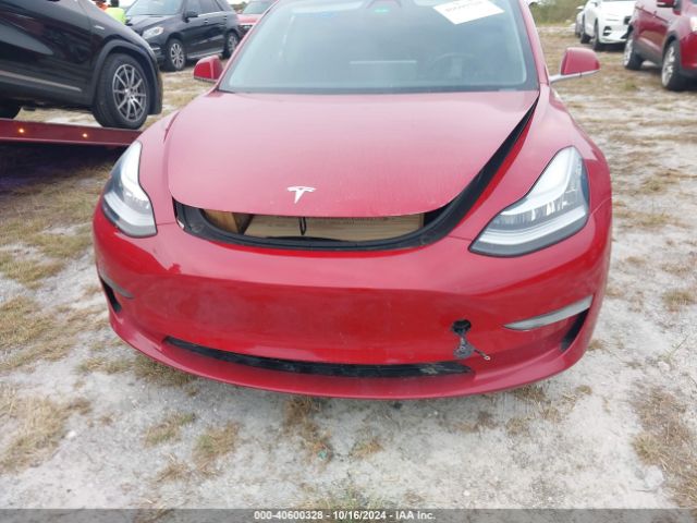 Photo 5 VIN: 5YJ3E1EA3JF045071 - TESLA MODEL 3 