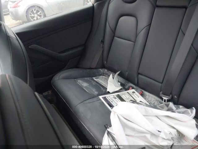 Photo 7 VIN: 5YJ3E1EA3JF045071 - TESLA MODEL 3 