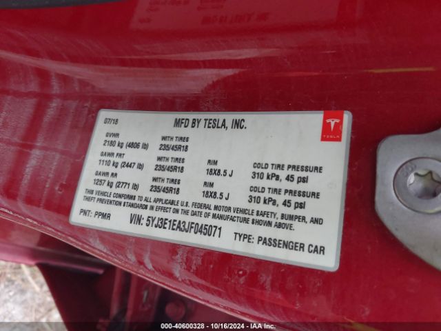 Photo 8 VIN: 5YJ3E1EA3JF045071 - TESLA MODEL 3 