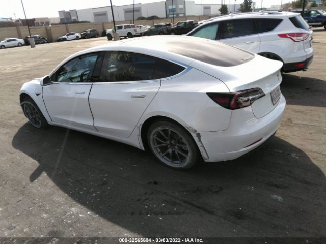 Photo 3 VIN: 5YJ3E1EA3JF050979 - TESLA MODEL 3 