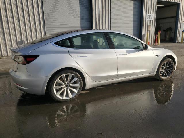 Photo 2 VIN: 5YJ3E1EA3JF058726 - TESLA MODEL 3 