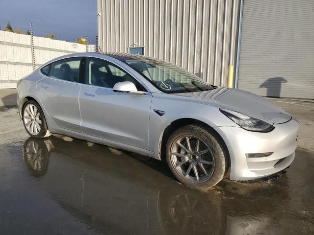 Photo 3 VIN: 5YJ3E1EA3JF058726 - TESLA MODEL 3 