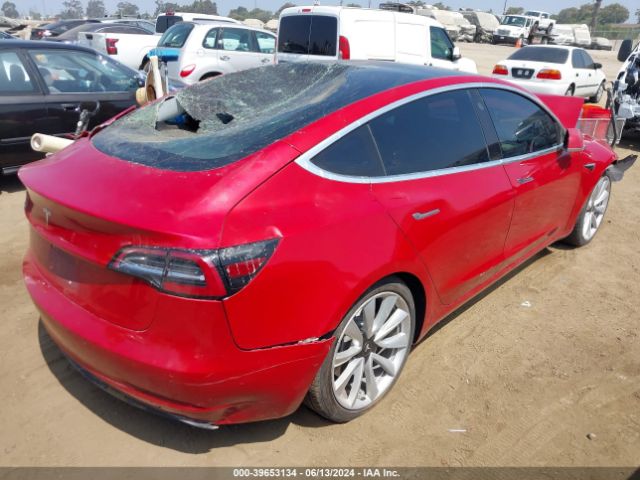 Photo 3 VIN: 5YJ3E1EA3JF061500 - TESLA MODEL 3 