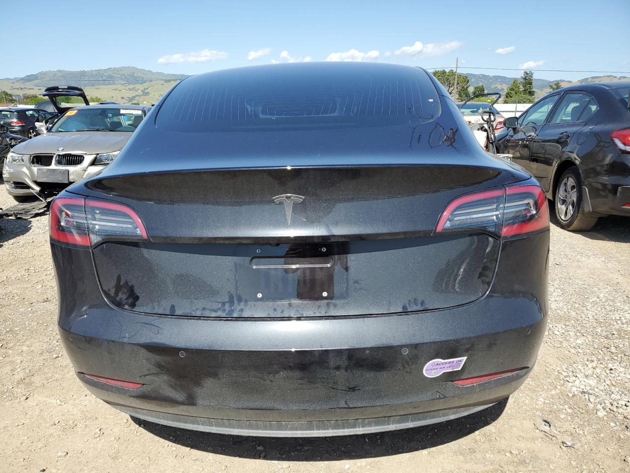 Photo 5 VIN: 5YJ3E1EA3JF095534 - TESLA MODEL 3 