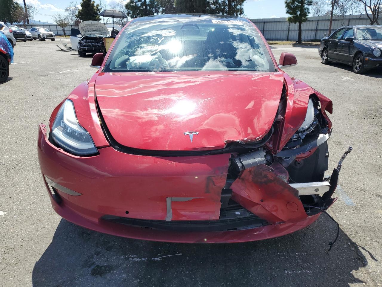 Photo 4 VIN: 5YJ3E1EA3JF102921 - TESLA MODEL 3 