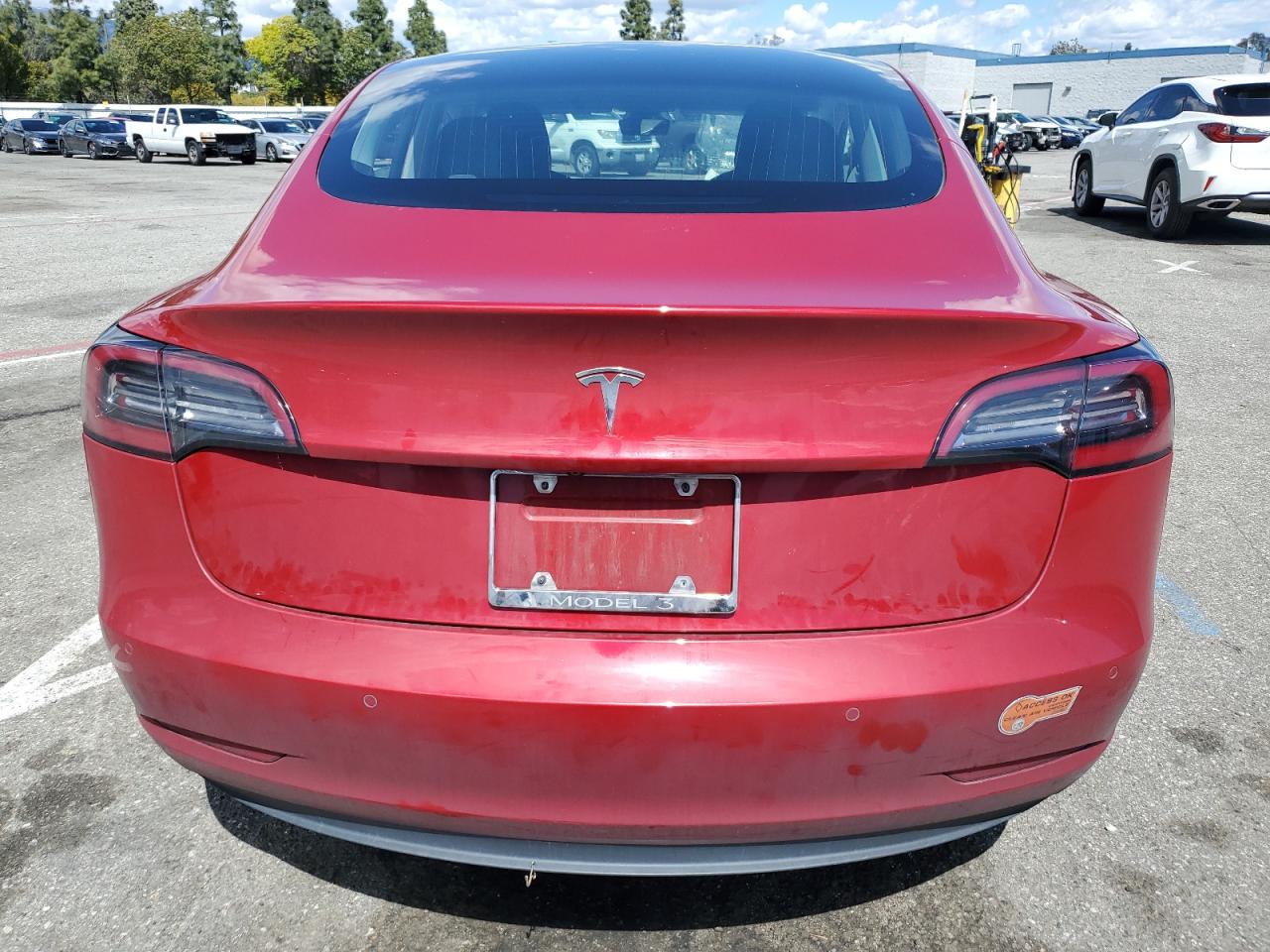 Photo 5 VIN: 5YJ3E1EA3JF102921 - TESLA MODEL 3 