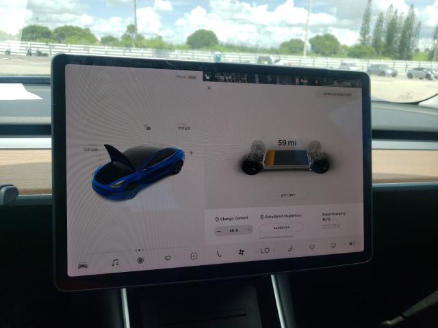 Photo 8 VIN: 5YJ3E1EA3JF125034 - TESLA MODEL 3 