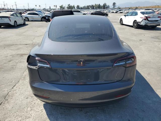 Photo 5 VIN: 5YJ3E1EA3JF153481 - TESLA MODEL 3 