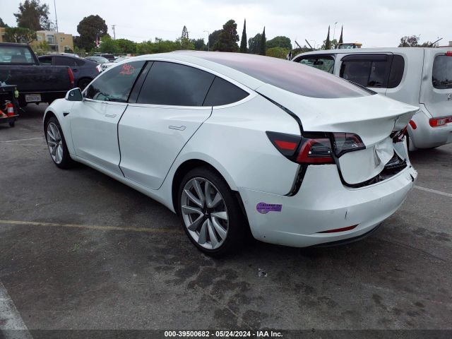 Photo 2 VIN: 5YJ3E1EA3JF154761 - TESLA MODEL 3 