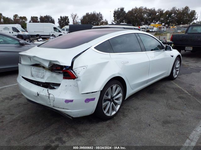 Photo 3 VIN: 5YJ3E1EA3JF154761 - TESLA MODEL 3 