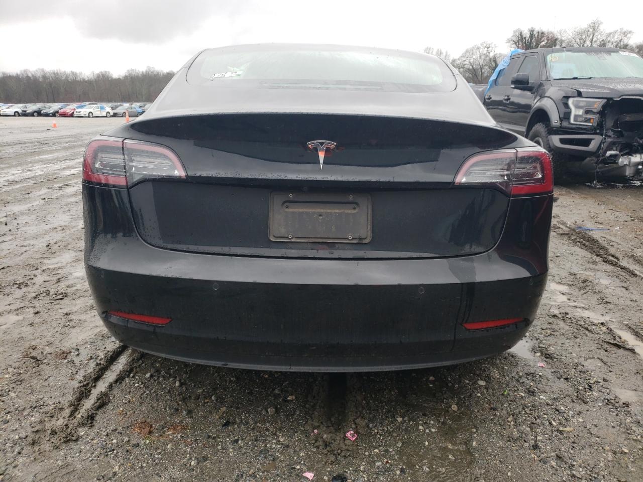 Photo 5 VIN: 5YJ3E1EA3KF198695 - TESLA MODEL 3 