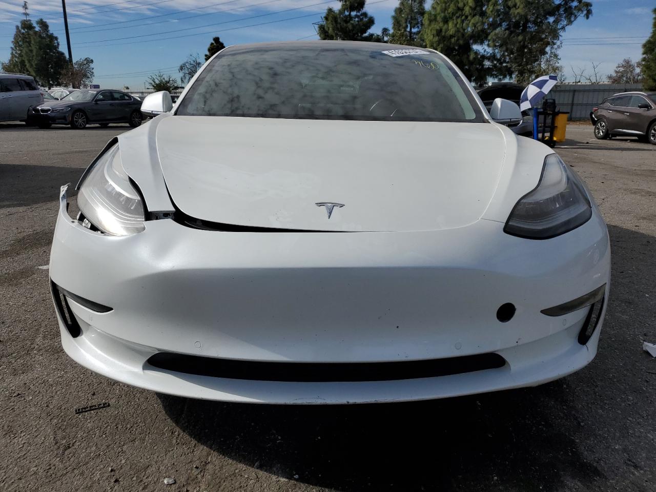 Photo 4 VIN: 5YJ3E1EA3KF300030 - TESLA MODEL 3 