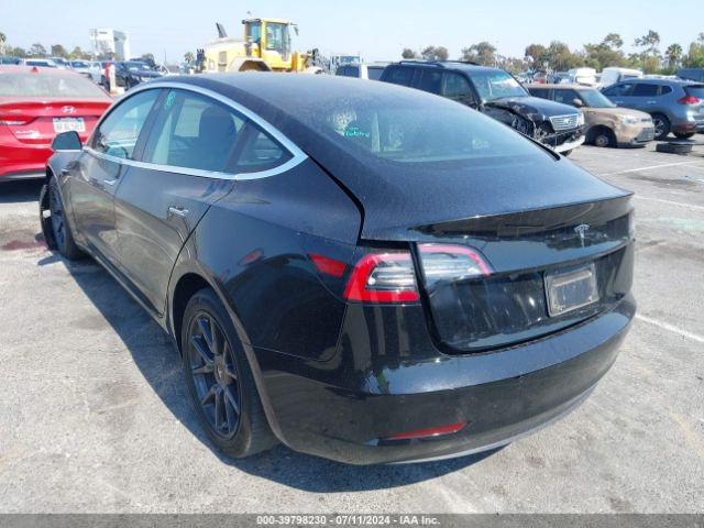 Photo 2 VIN: 5YJ3E1EA3KF304546 - TESLA MODEL 3 