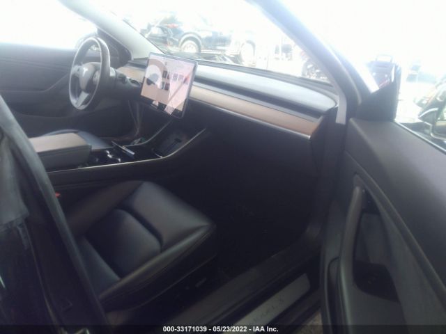 Photo 4 VIN: 5YJ3E1EA3KF316907 - TESLA MODEL 3 