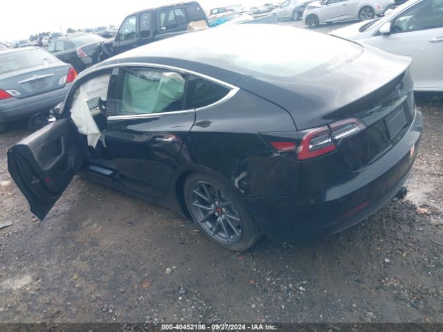 Photo 2 VIN: 5YJ3E1EA3KF410415 - TESLA MODEL 3 