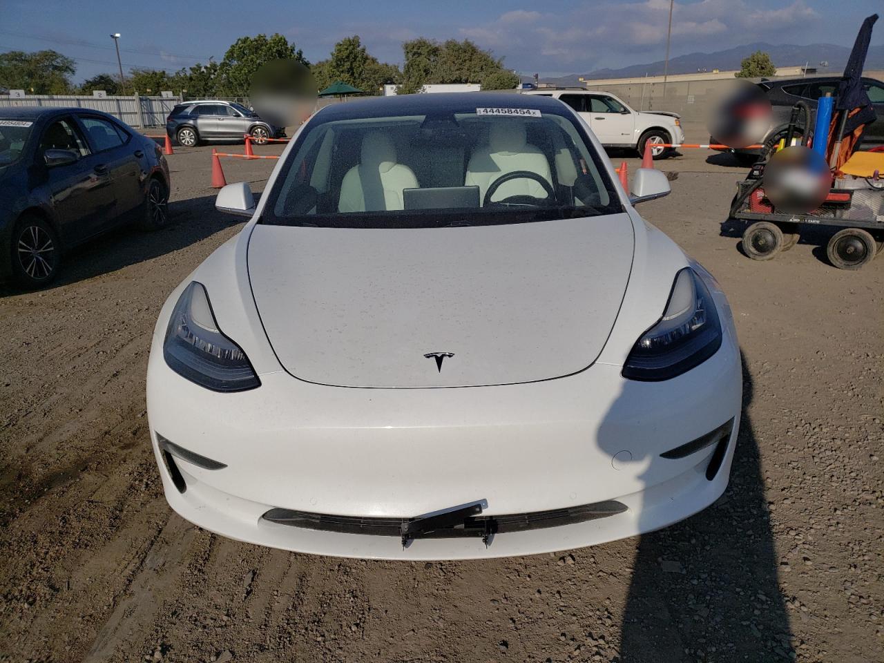 Photo 4 VIN: 5YJ3E1EA3KF444936 - TESLA MODEL 3 