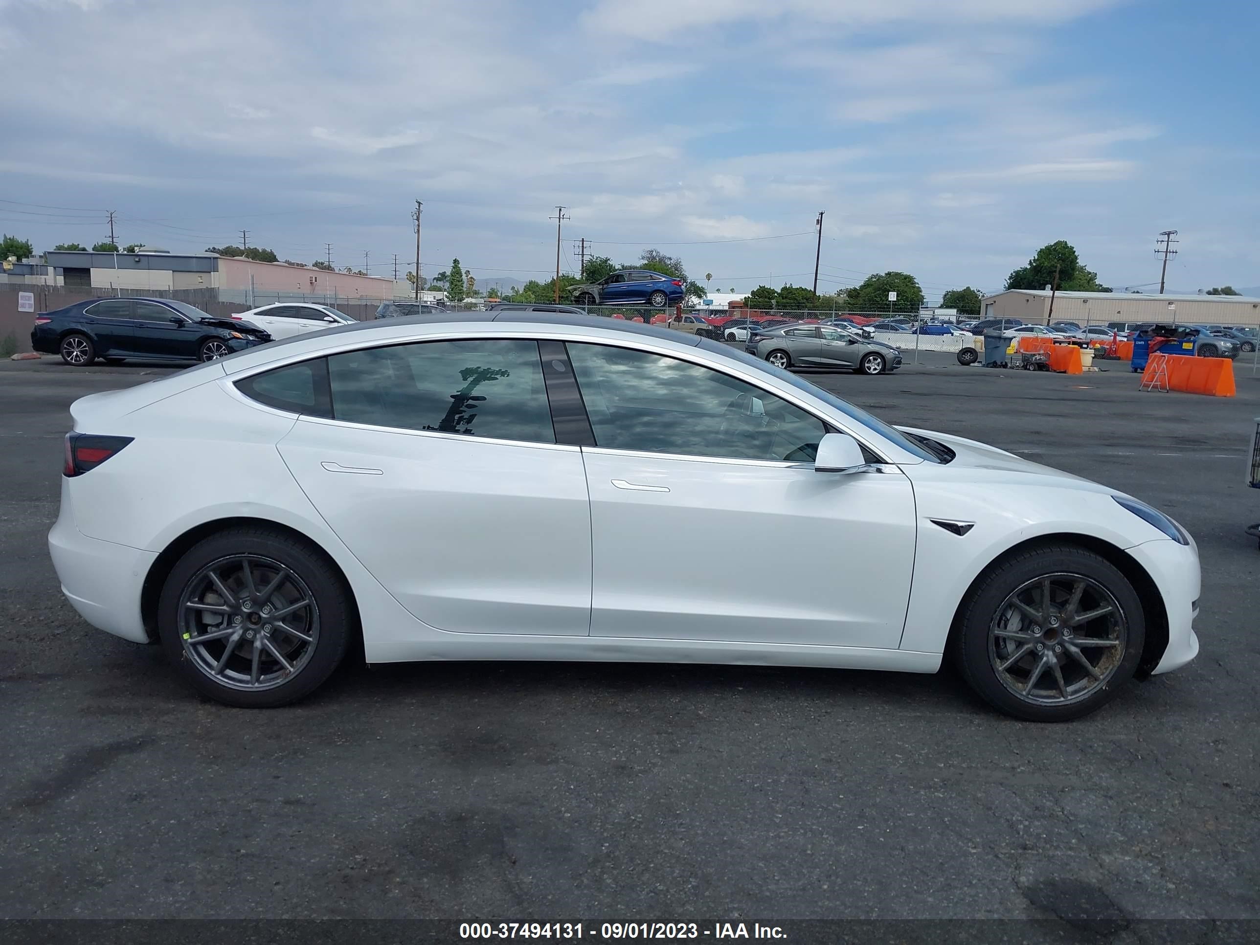 Photo 11 VIN: 5YJ3E1EA3LF631580 - TESLA MODEL 3 