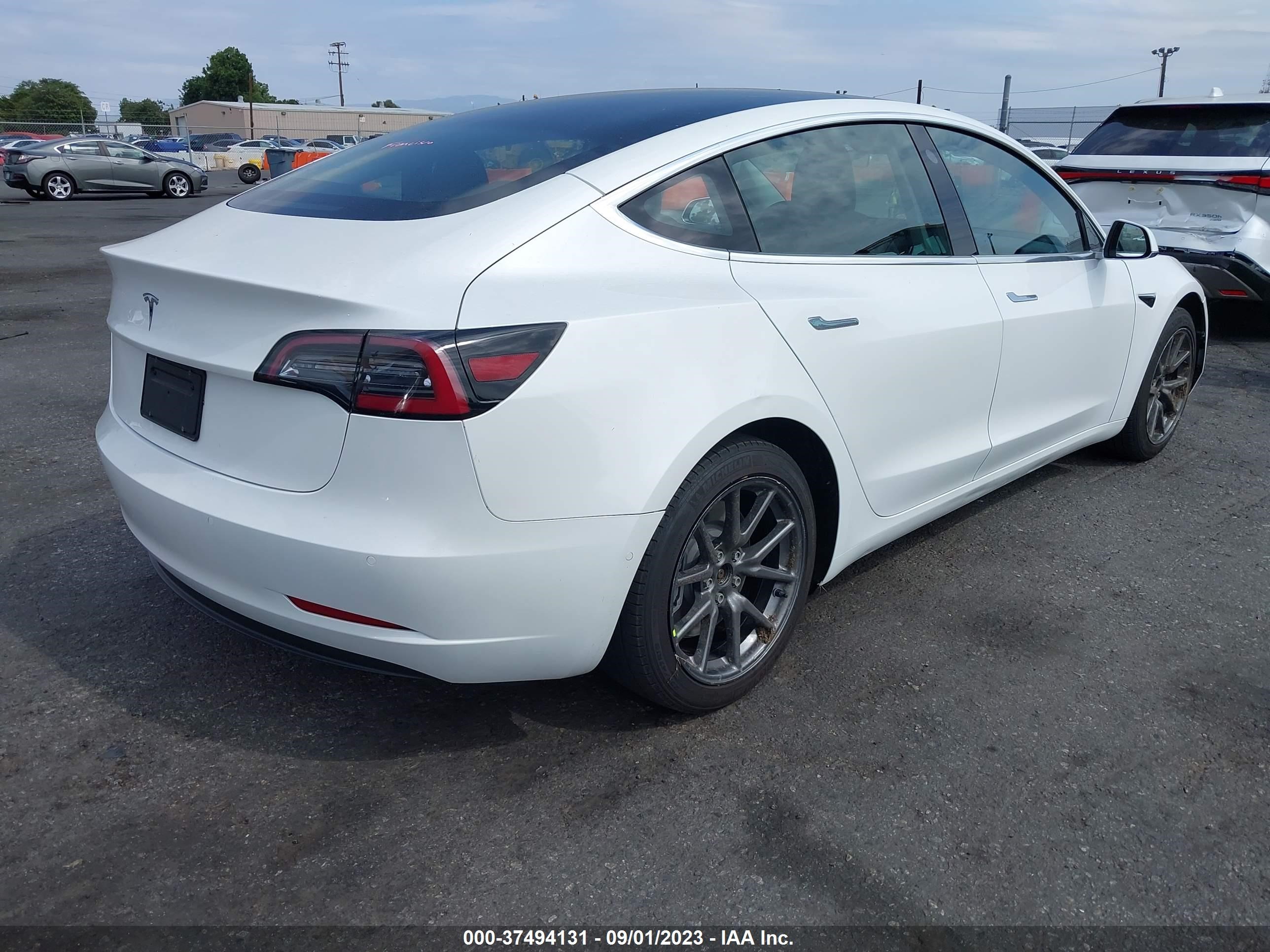 Photo 3 VIN: 5YJ3E1EA3LF631580 - TESLA MODEL 3 