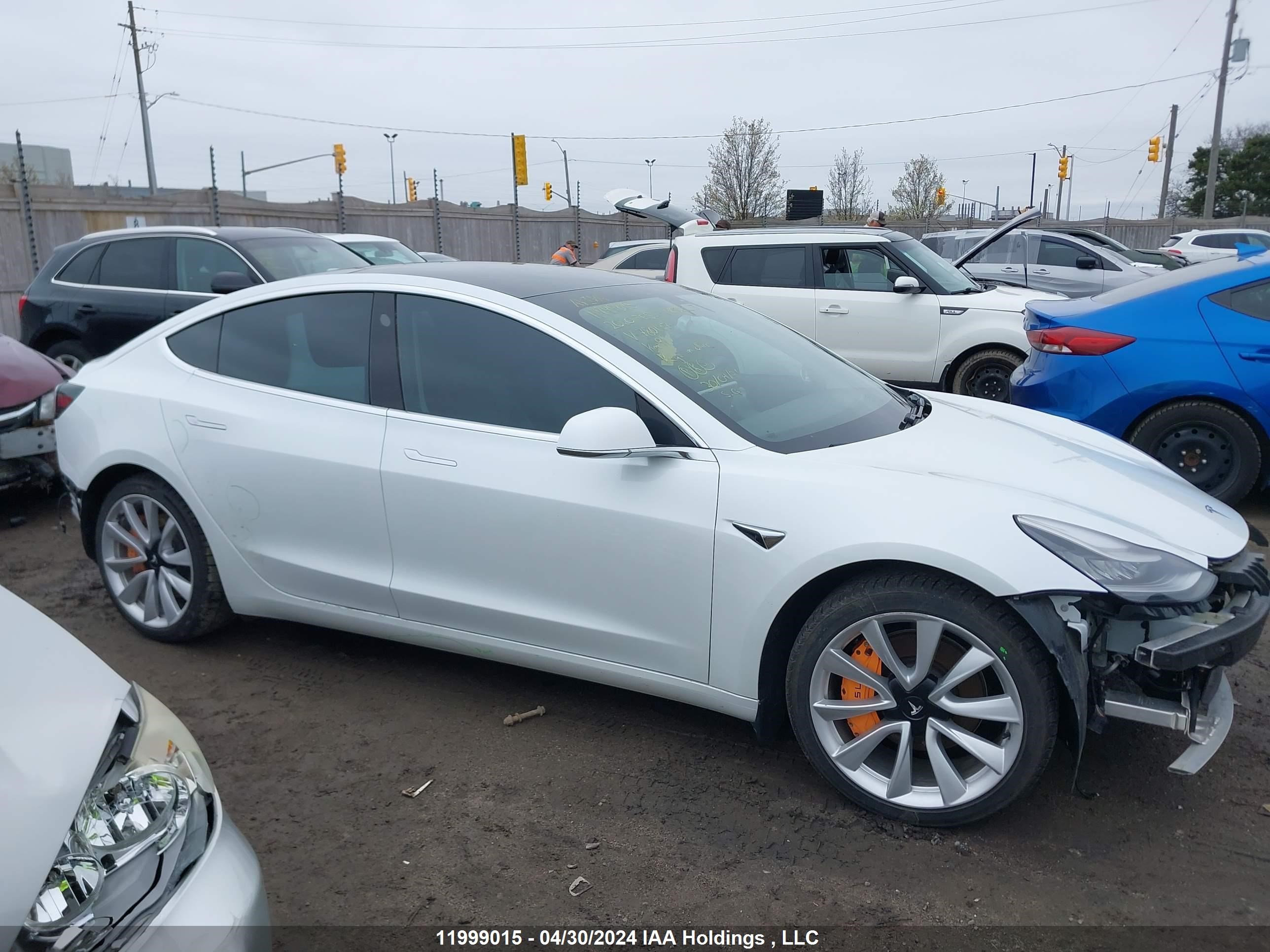 Photo 13 VIN: 5YJ3E1EA3LF780197 - TESLA MODEL 3 