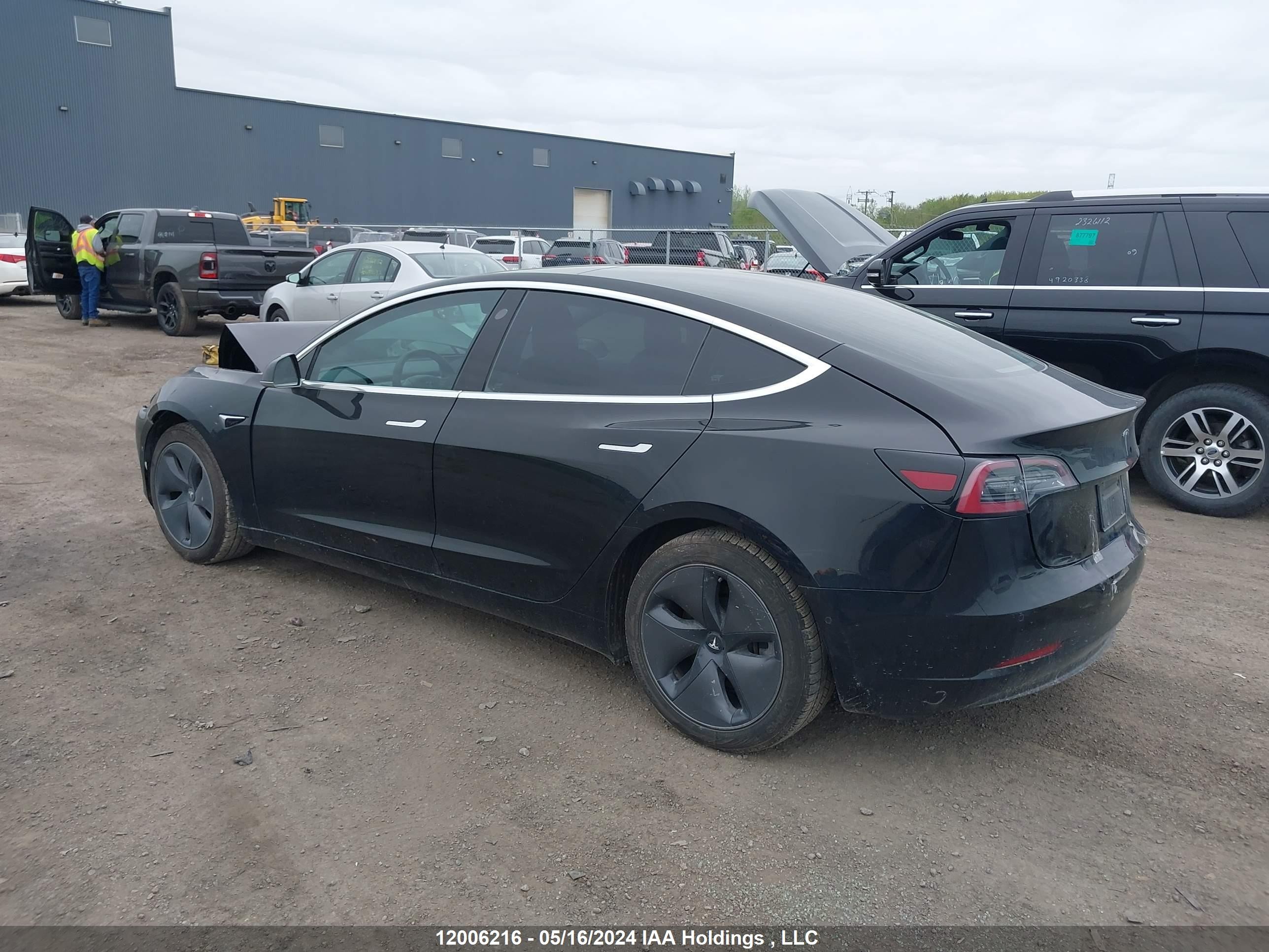 Photo 2 VIN: 5YJ3E1EA3LF786114 - TESLA MODEL 3 