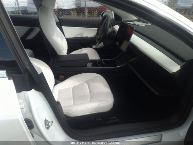 Photo 4 VIN: 5YJ3E1EA3LF797744 - TESLA MODEL 3 