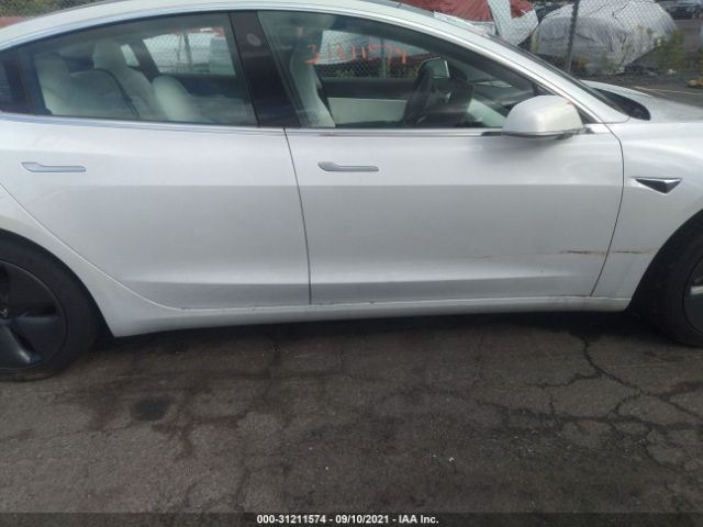 Photo 5 VIN: 5YJ3E1EA3LF797744 - TESLA MODEL 3 