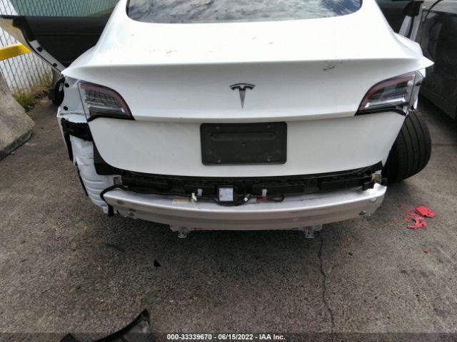 Photo 5 VIN: 5YJ3E1EA3MF030090 - TESLA MODEL 3 