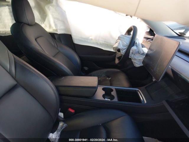 Photo 4 VIN: 5YJ3E1EA3MF043826 - TESLA MODEL 3 