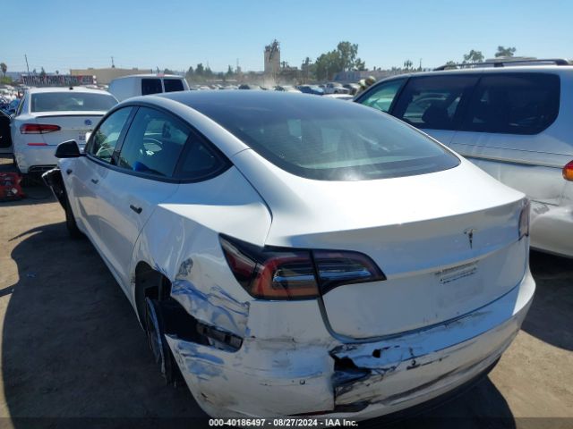 Photo 2 VIN: 5YJ3E1EA3MF067690 - TESLA MODEL 3 