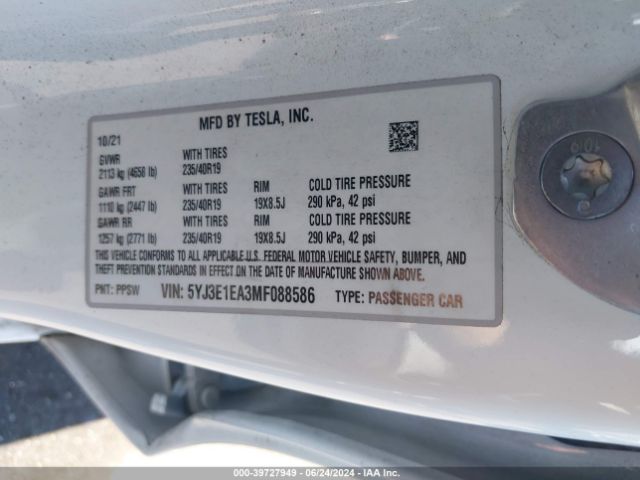 Photo 8 VIN: 5YJ3E1EA3MF088586 - TESLA MODEL 3 