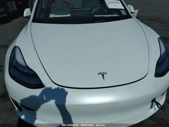 Photo 9 VIN: 5YJ3E1EA3NF242361 - TESLA MODEL 3 