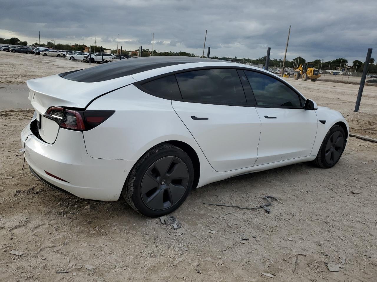 Photo 2 VIN: 5YJ3E1EA3NF336210 - TESLA MODEL 3 