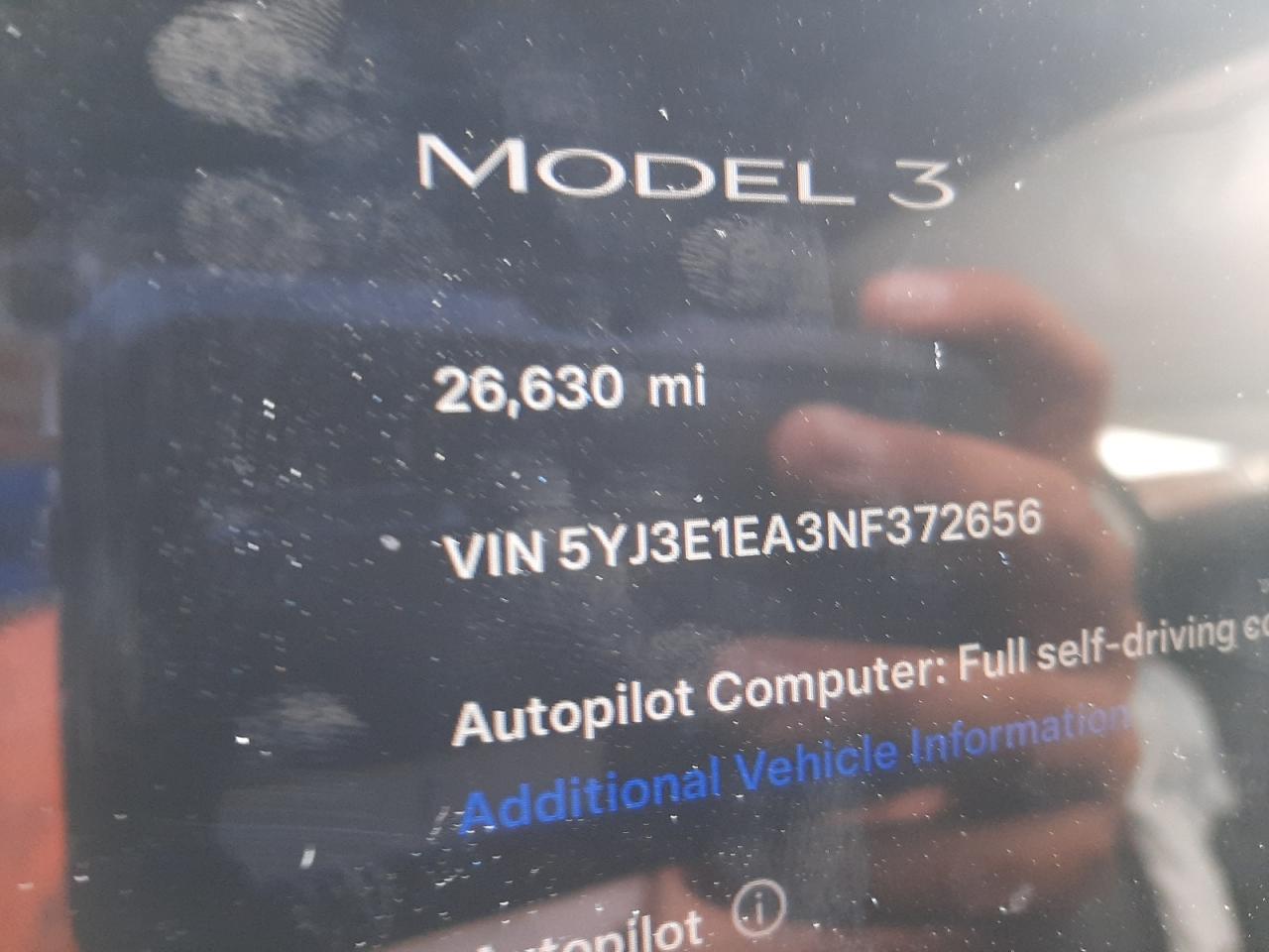 Photo 8 VIN: 5YJ3E1EA3NF372656 - TESLA MODEL 3 