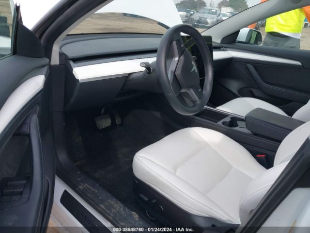 Photo 4 VIN: 5YJ3E1EA3NF374701 - TESLA MODEL 3 