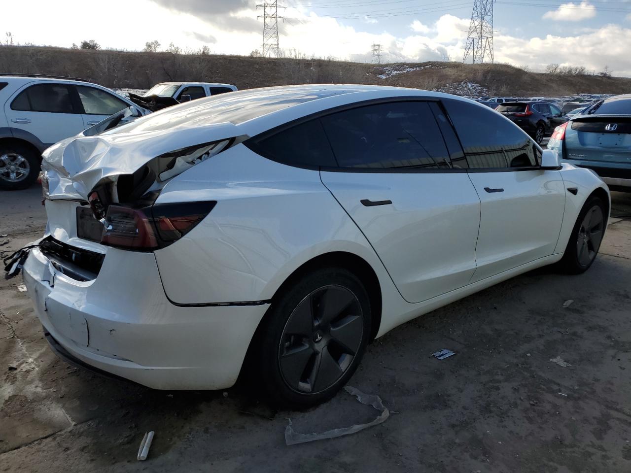 Photo 2 VIN: 5YJ3E1EA3PF383711 - TESLA MODEL 3 