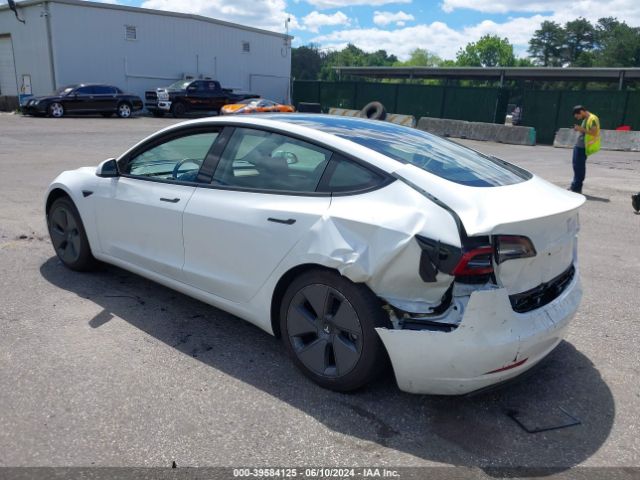 Photo 2 VIN: 5YJ3E1EA3PF384695 - TESLA MODEL 3 