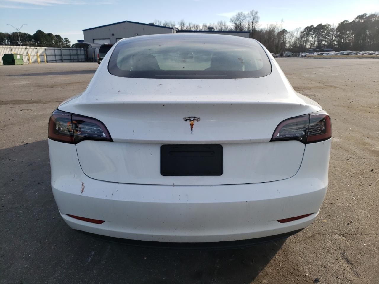 Photo 5 VIN: 5YJ3E1EA3PF400085 - TESLA MODEL 3 